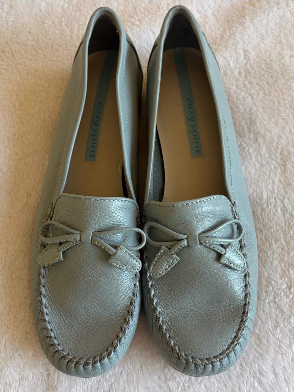 Easy Spirit Women's Light Blue Bow Moccasin Loafers  | 7